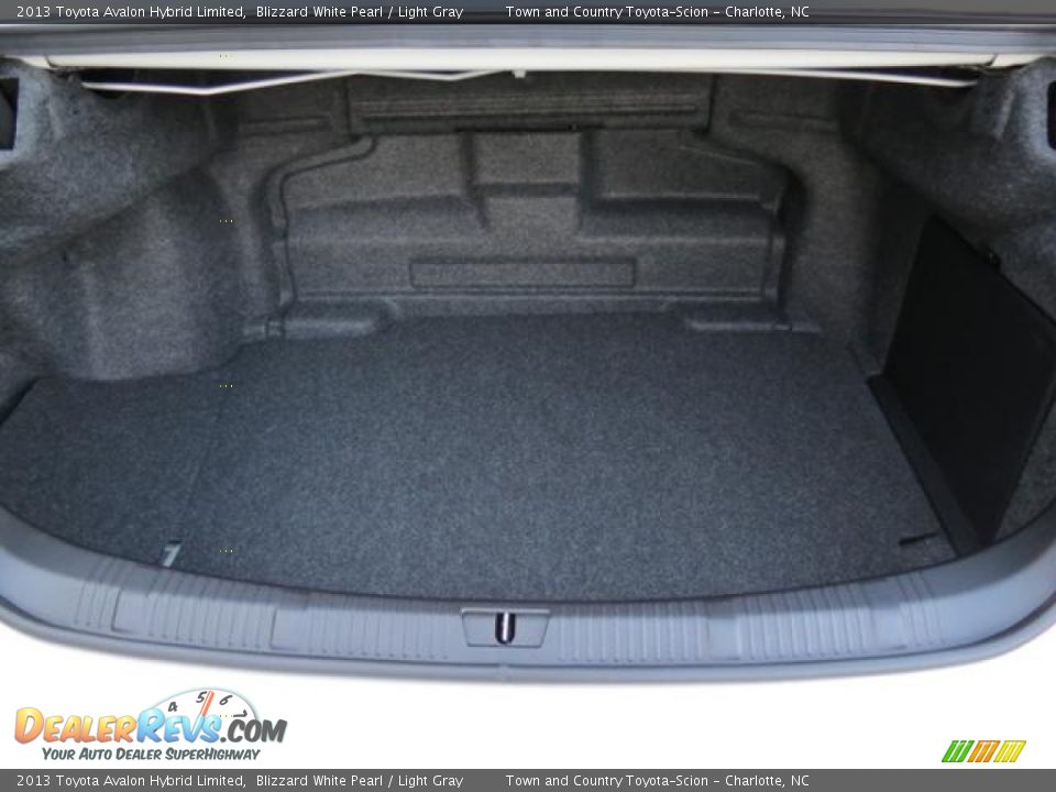 2013 Toyota Avalon Hybrid Limited Blizzard White Pearl / Light Gray Photo #19