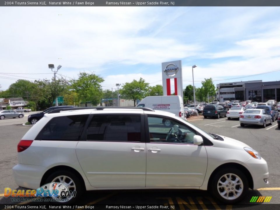 2004 Toyota Sienna XLE Natural White / Fawn Beige Photo #4