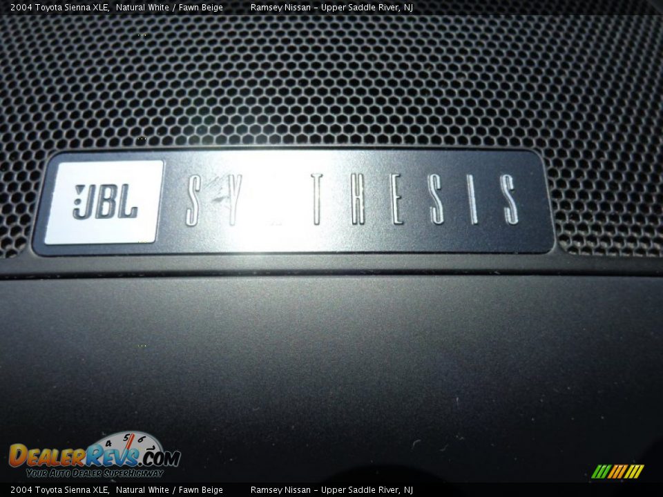 2004 Toyota Sienna XLE Natural White / Fawn Beige Photo #21