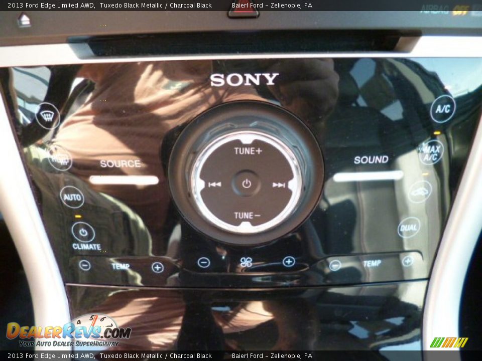 2013 Ford Edge Limited AWD Tuxedo Black Metallic / Charcoal Black Photo #19