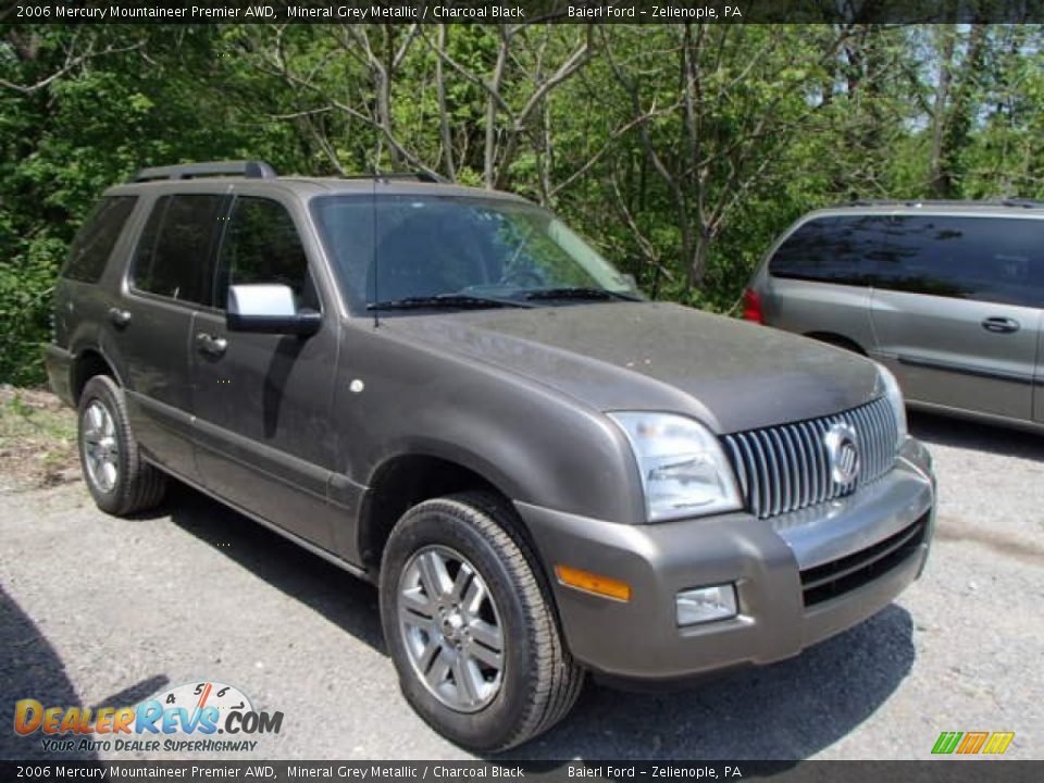 Front 3/4 View of 2006 Mercury Mountaineer Premier AWD Photo #1