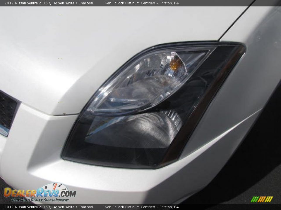 2012 Nissan Sentra 2.0 SR Aspen White / Charcoal Photo #9