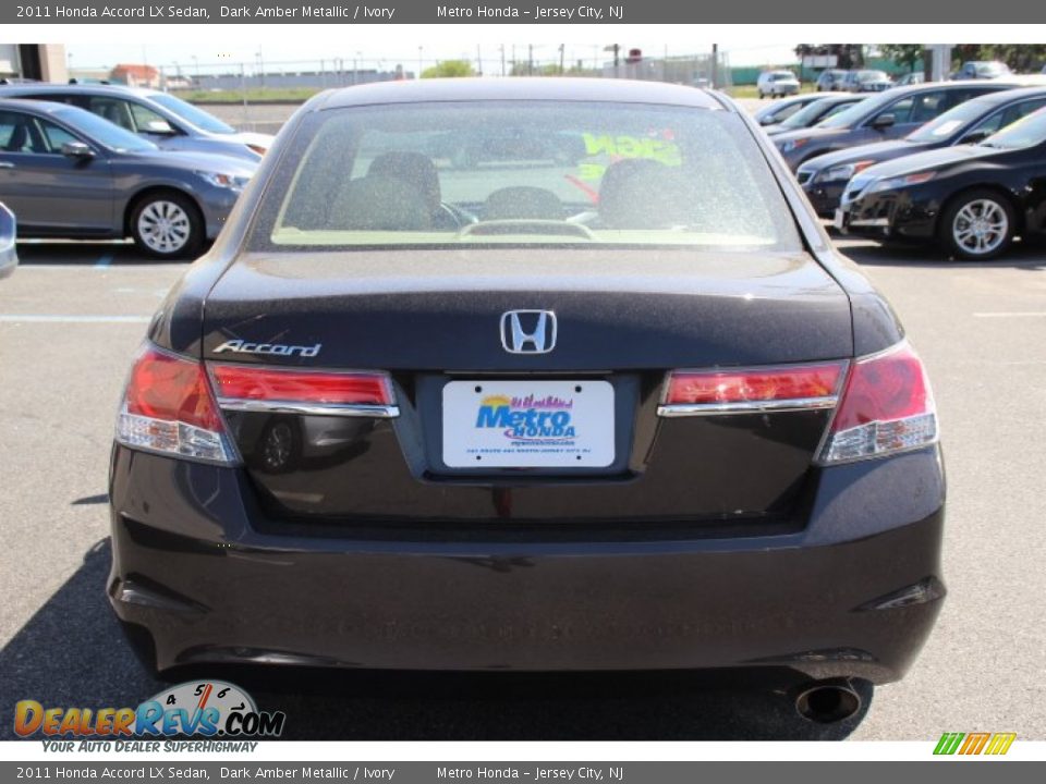 2011 Honda Accord LX Sedan Dark Amber Metallic / Ivory Photo #5