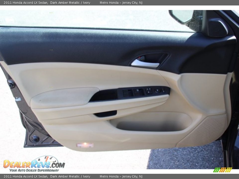 2011 Honda Accord LX Sedan Dark Amber Metallic / Ivory Photo #7
