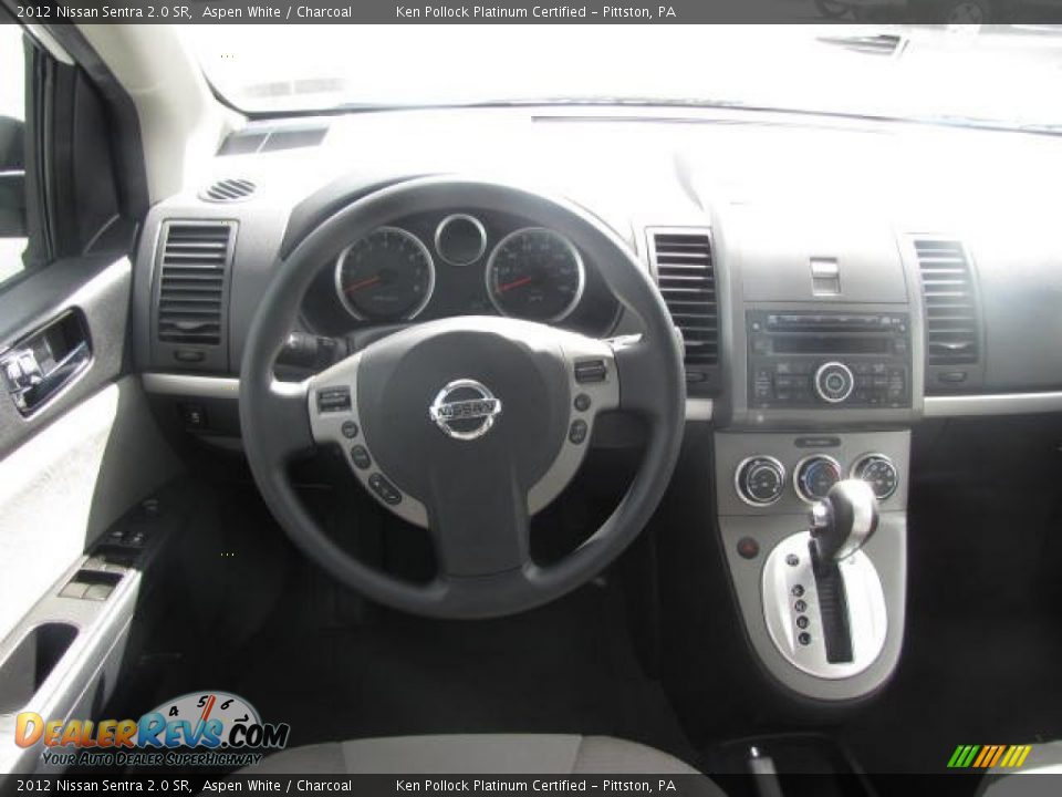 2012 Nissan Sentra 2.0 SR Aspen White / Charcoal Photo #25