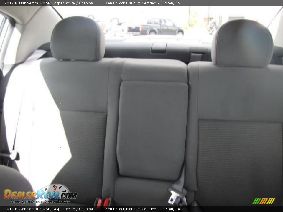 2012 Nissan Sentra 2.0 SR Aspen White / Charcoal Photo #26