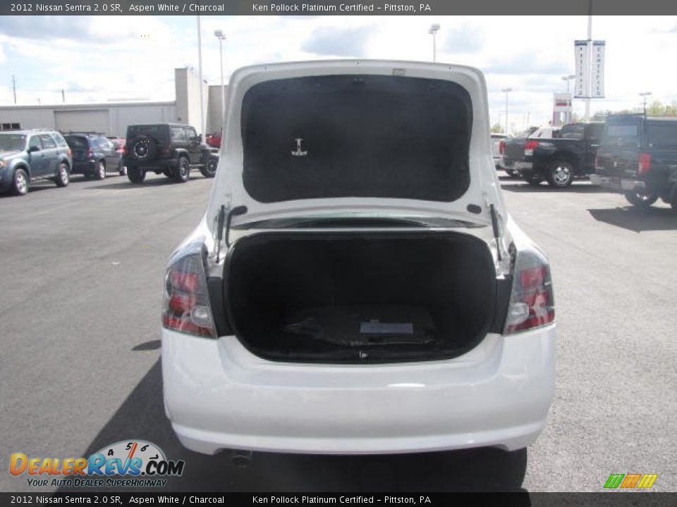 2012 Nissan Sentra 2.0 SR Aspen White / Charcoal Photo #28