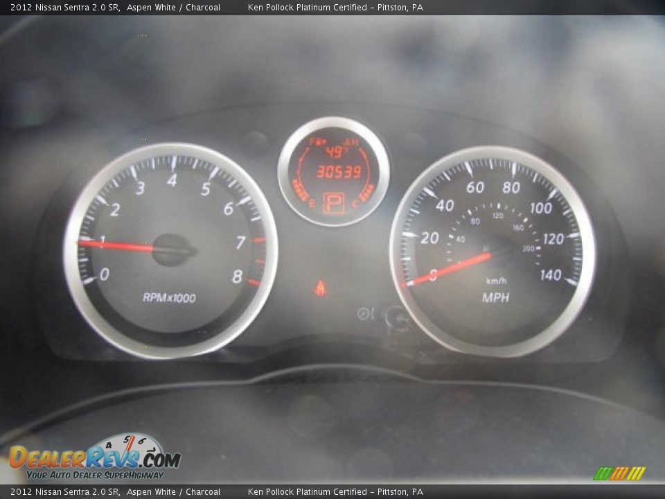 2012 Nissan Sentra 2.0 SR Aspen White / Charcoal Photo #32