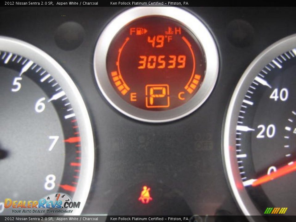 2012 Nissan Sentra 2.0 SR Aspen White / Charcoal Photo #33