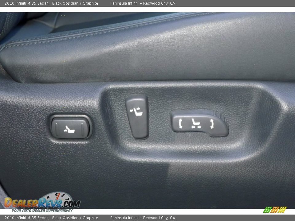 Controls of 2010 Infiniti M 35 Sedan Photo #14