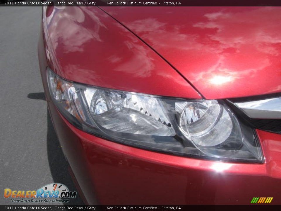 2011 Honda Civic LX Sedan Tango Red Pearl / Gray Photo #10
