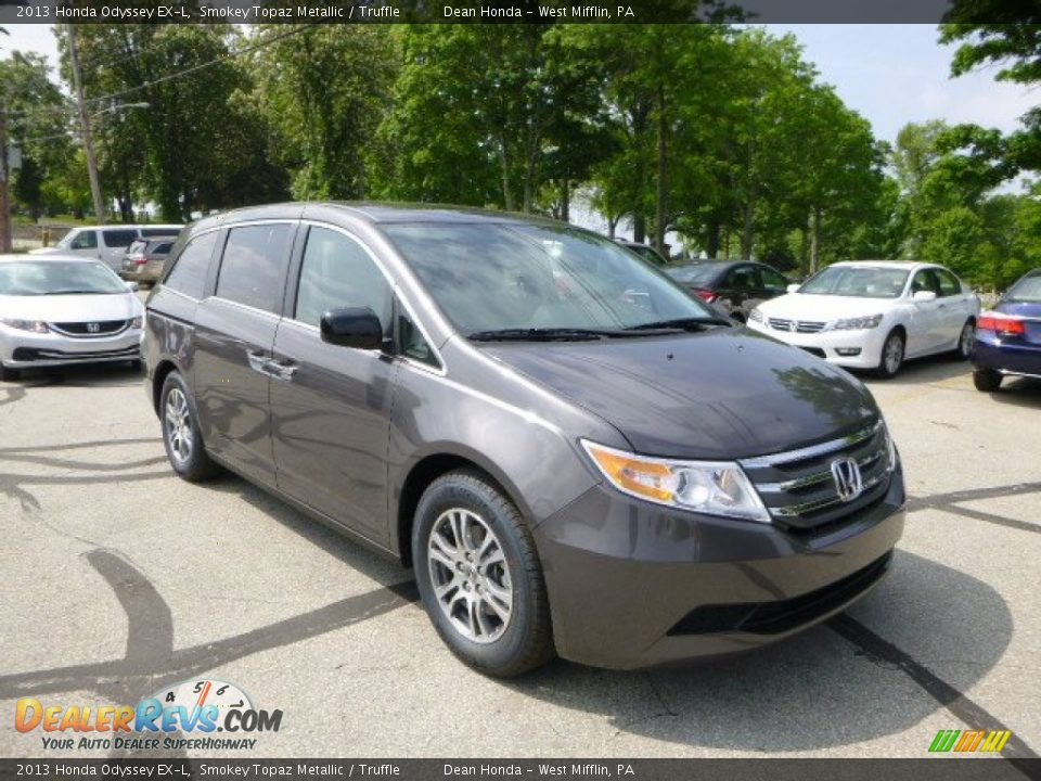 Front 3/4 View of 2013 Honda Odyssey EX-L Photo #1
