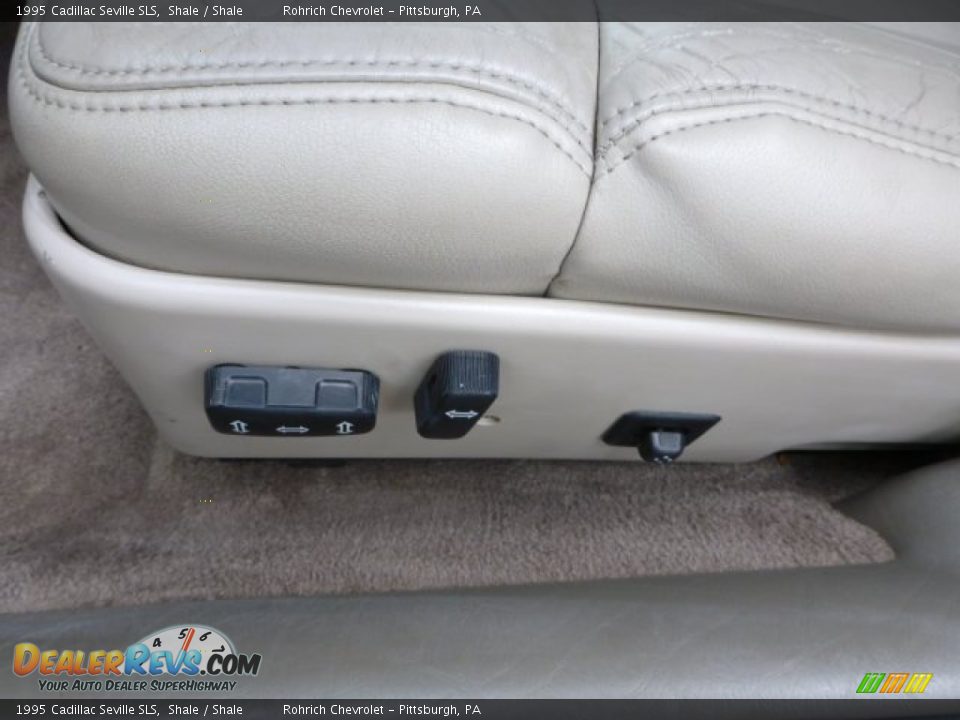 1995 Cadillac Seville SLS Shale / Shale Photo #7