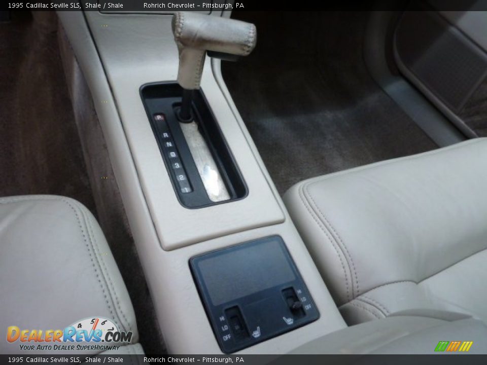 1995 Cadillac Seville SLS Shale / Shale Photo #18