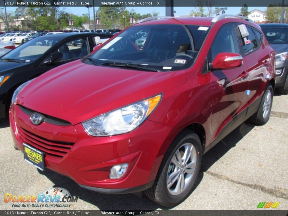 2013 Hyundai Tucson GLS Garnet Red / Taupe Photo #7