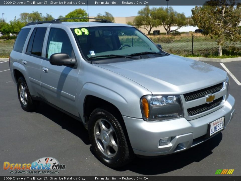 2009 Chevrolet TrailBlazer LT Silver Ice Metallic / Gray Photo #1