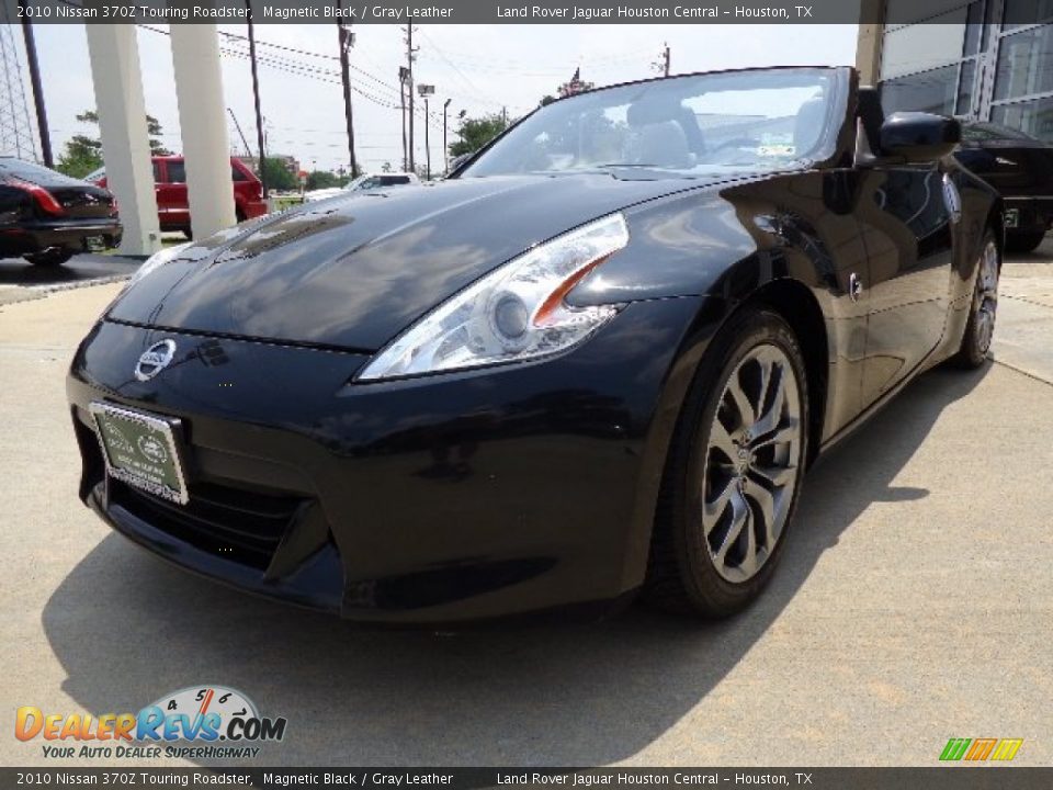 2010 Nissan 370Z Touring Roadster Magnetic Black / Gray Leather Photo #7