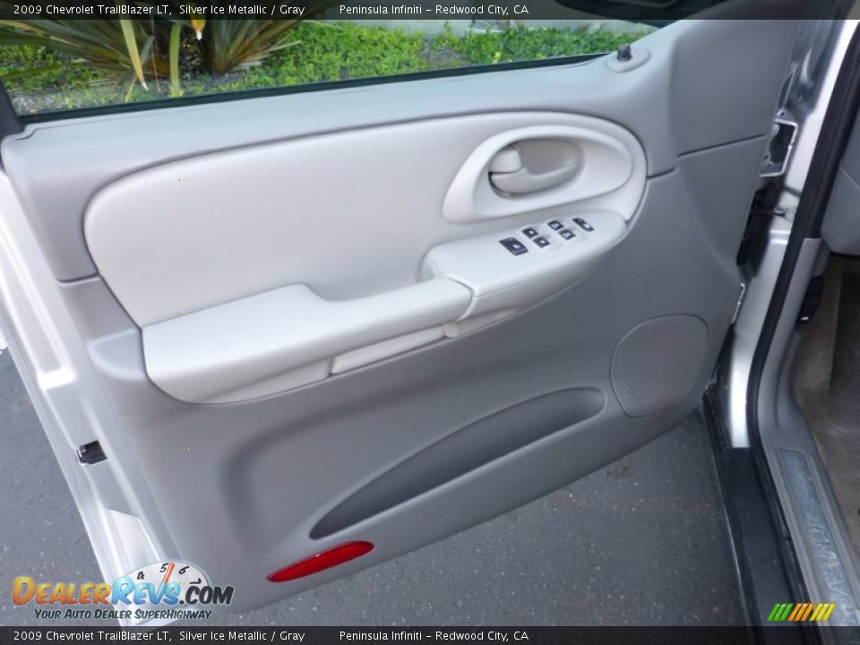 2009 Chevrolet TrailBlazer LT Silver Ice Metallic / Gray Photo #13
