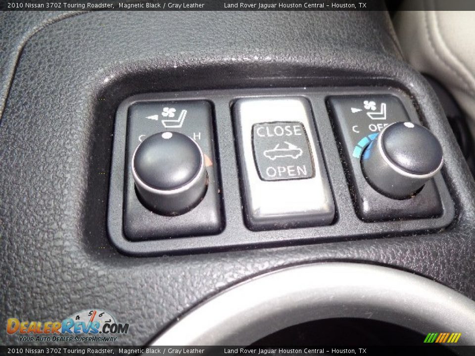 Controls of 2010 Nissan 370Z Touring Roadster Photo #30