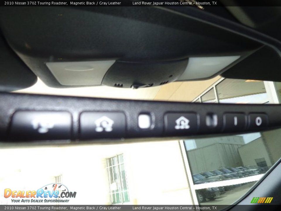 2010 Nissan 370Z Touring Roadster Magnetic Black / Gray Leather Photo #35