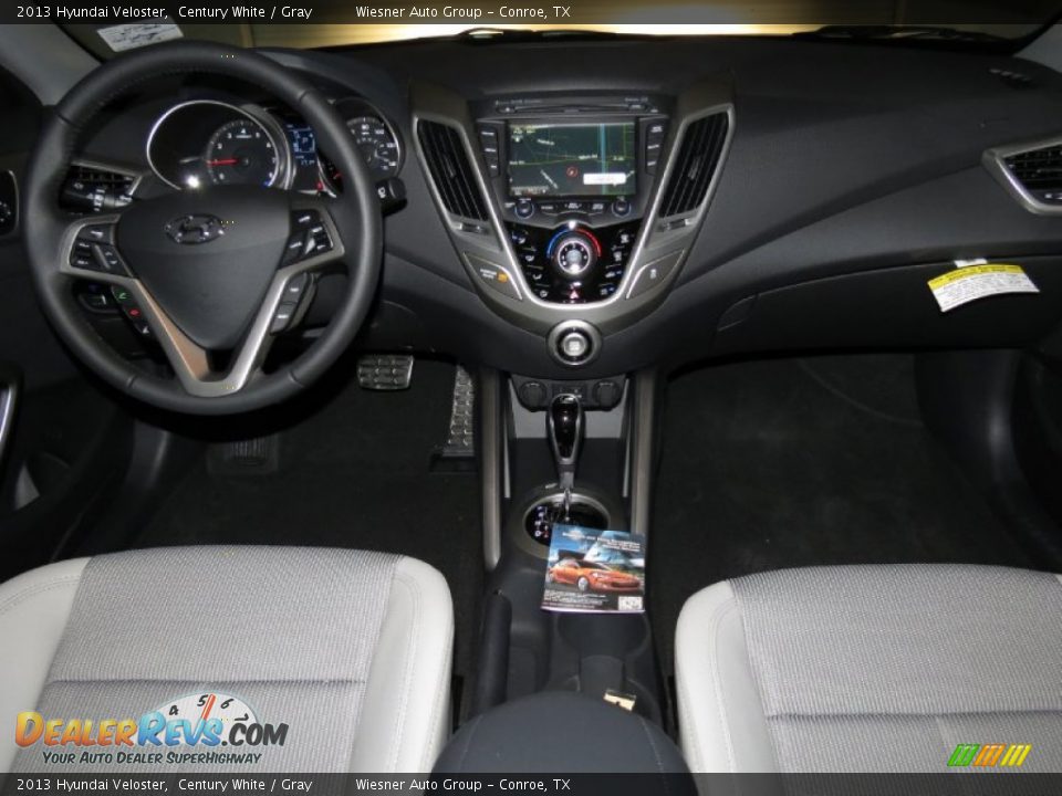 Dashboard of 2013 Hyundai Veloster  Photo #3