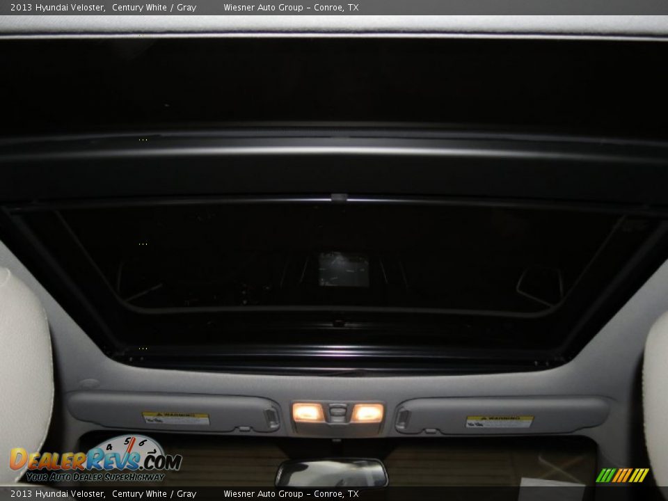 2013 Hyundai Veloster Century White / Gray Photo #5