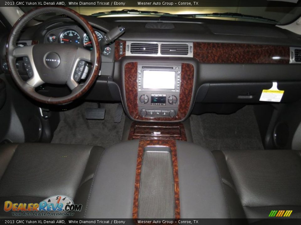 2013 GMC Yukon XL Denali AWD White Diamond Tricoat / Ebony Photo #3