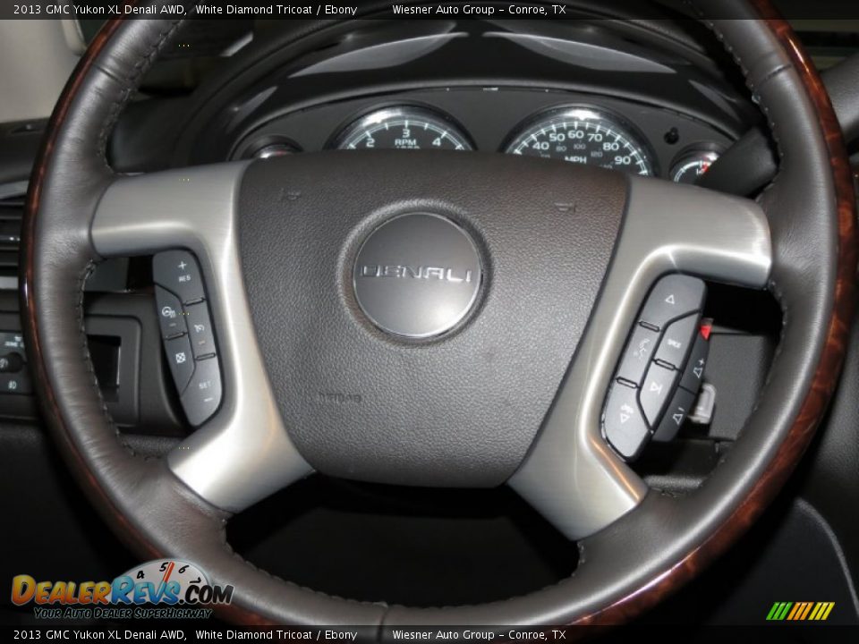 2013 GMC Yukon XL Denali AWD White Diamond Tricoat / Ebony Photo #4