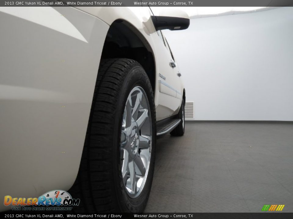 2013 GMC Yukon XL Denali AWD White Diamond Tricoat / Ebony Photo #7