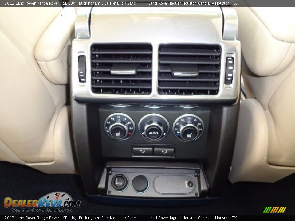 Controls of 2012 Land Rover Range Rover HSE LUX Photo #13