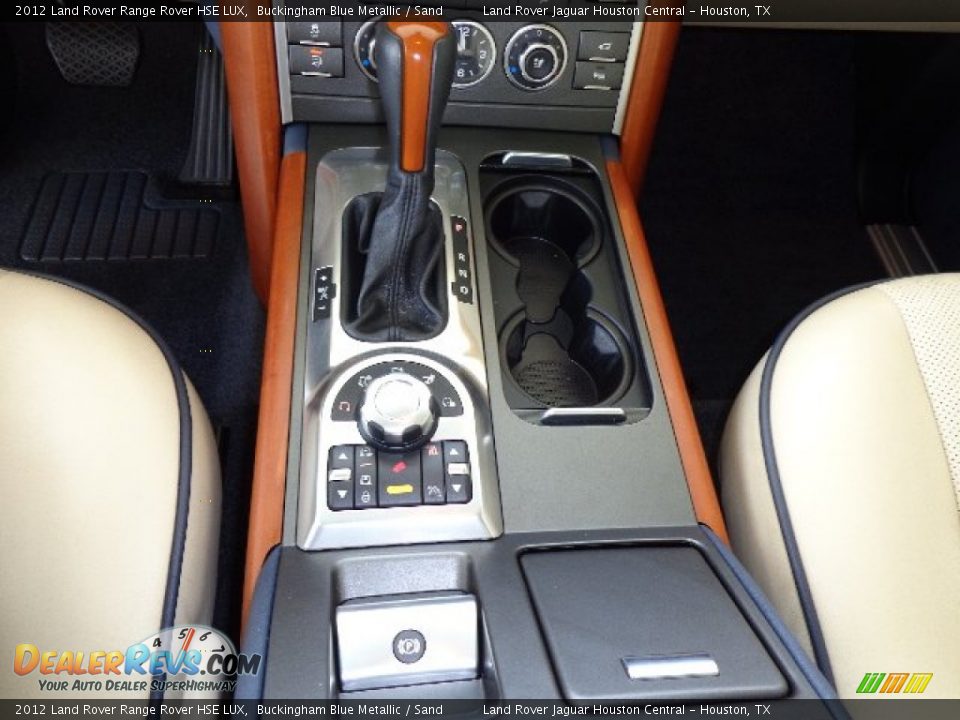 Controls of 2012 Land Rover Range Rover HSE LUX Photo #31