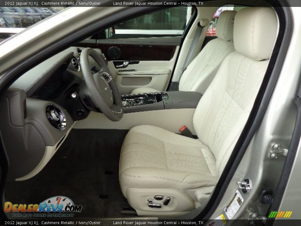Ivory/Oyster Interior - 2012 Jaguar XJ XJ Photo #3