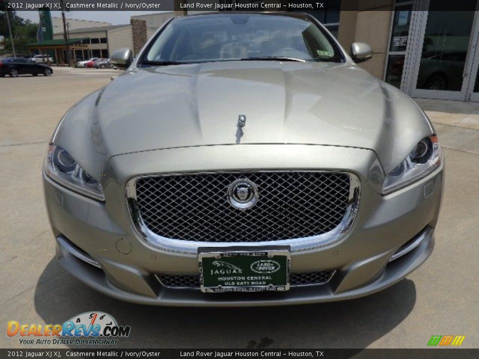 2012 Jaguar XJ XJ Cashmere Metallic / Ivory/Oyster Photo #11