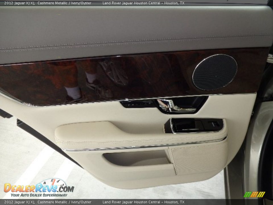 2012 Jaguar XJ XJ Cashmere Metallic / Ivory/Oyster Photo #24