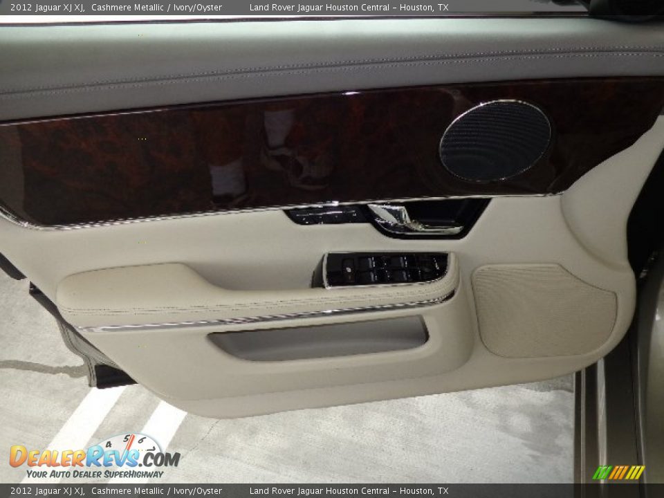 2012 Jaguar XJ XJ Cashmere Metallic / Ivory/Oyster Photo #25