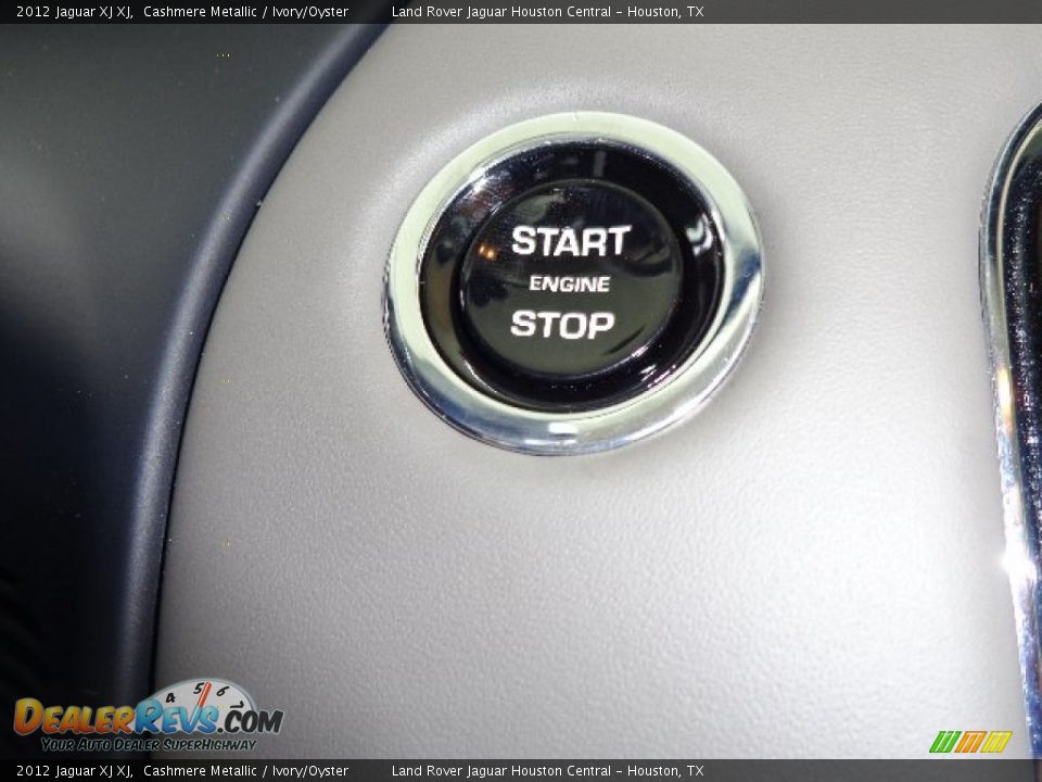 2012 Jaguar XJ XJ Cashmere Metallic / Ivory/Oyster Photo #33