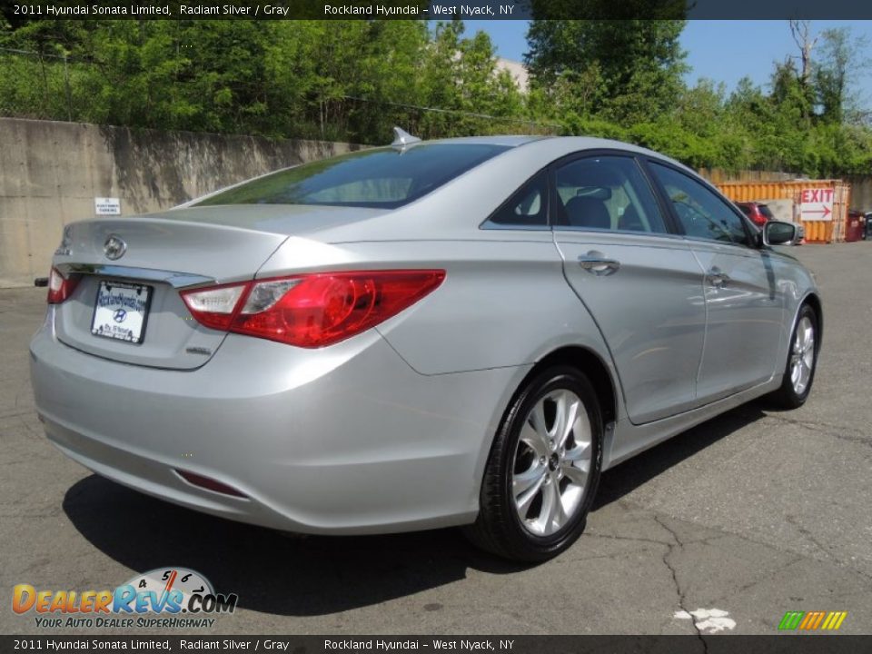 2011 Hyundai Sonata Limited Radiant Silver / Gray Photo #4