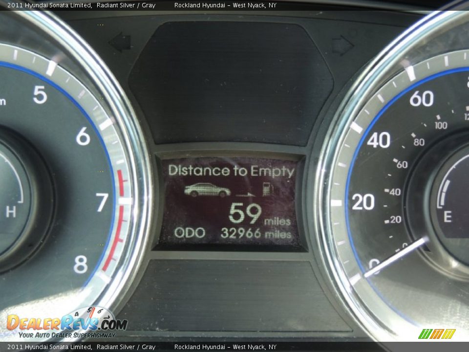 2011 Hyundai Sonata Limited Radiant Silver / Gray Photo #16