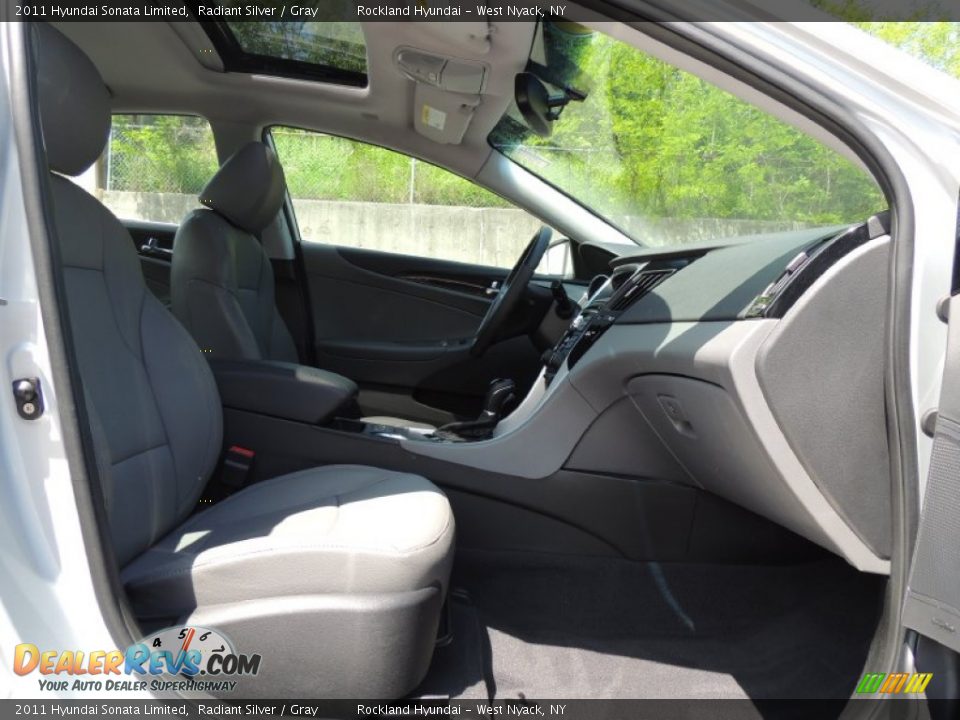 2011 Hyundai Sonata Limited Radiant Silver / Gray Photo #26