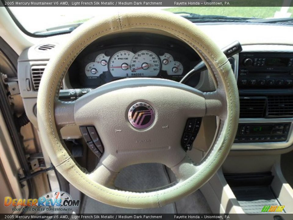 2005 Mercury Mountaineer V6 AWD Light French Silk Metallic / Medium Dark Parchment Photo #13