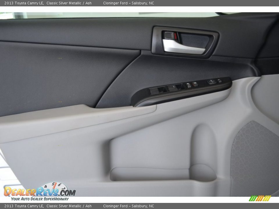 2013 Toyota Camry LE Classic Silver Metallic / Ash Photo #4