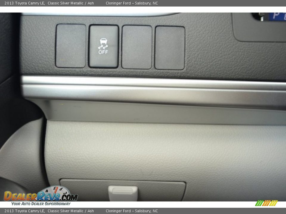 2013 Toyota Camry LE Classic Silver Metallic / Ash Photo #11