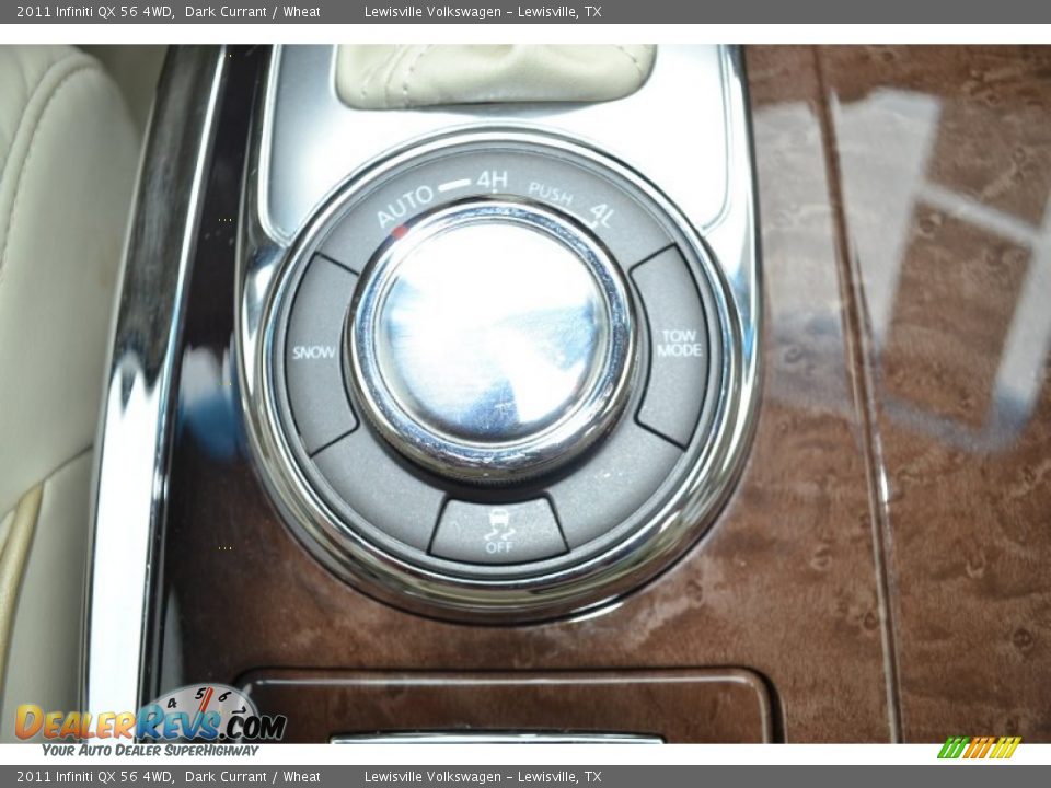 Controls of 2011 Infiniti QX 56 4WD Photo #21