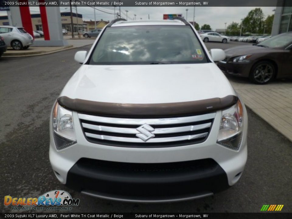 2009 Suzuki XL7 Luxury AWD Pearl White Tri Coat Metallic / Beige Photo #2