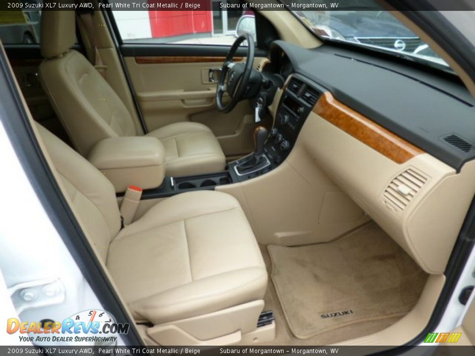2009 Suzuki XL7 Luxury AWD Pearl White Tri Coat Metallic / Beige Photo #4