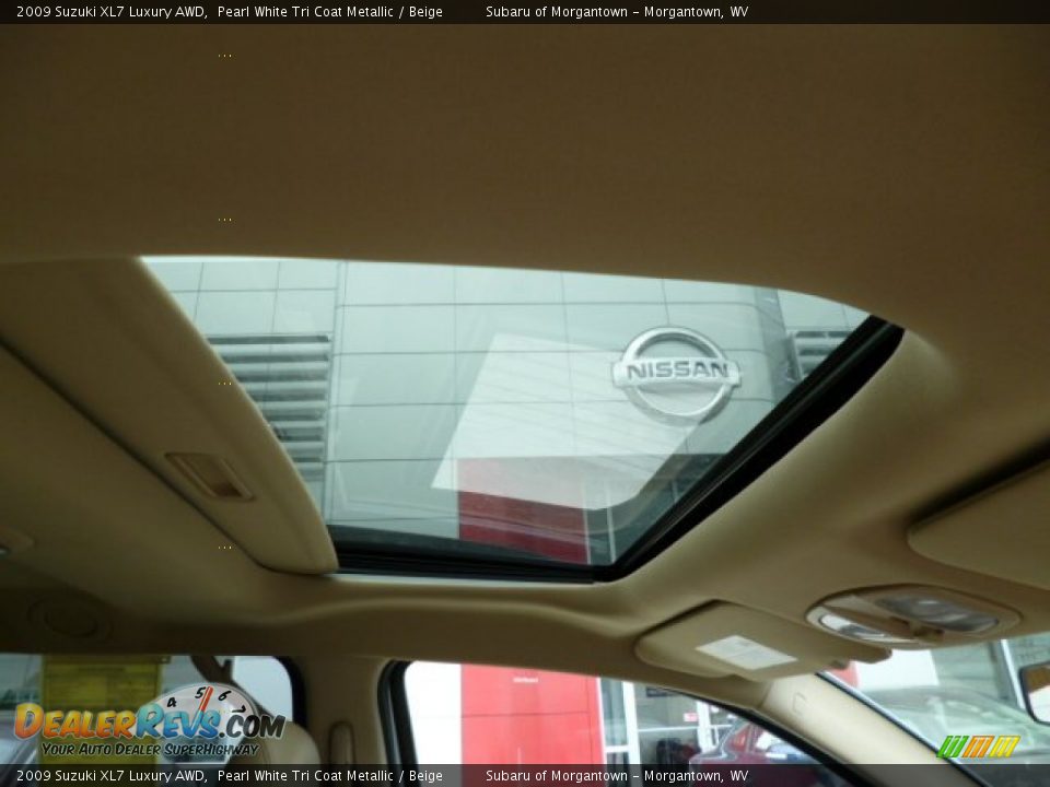 2009 Suzuki XL7 Luxury AWD Pearl White Tri Coat Metallic / Beige Photo #5