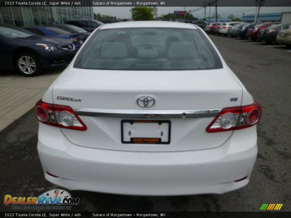 2013 Toyota Corolla LE Super White / Ash Photo #10