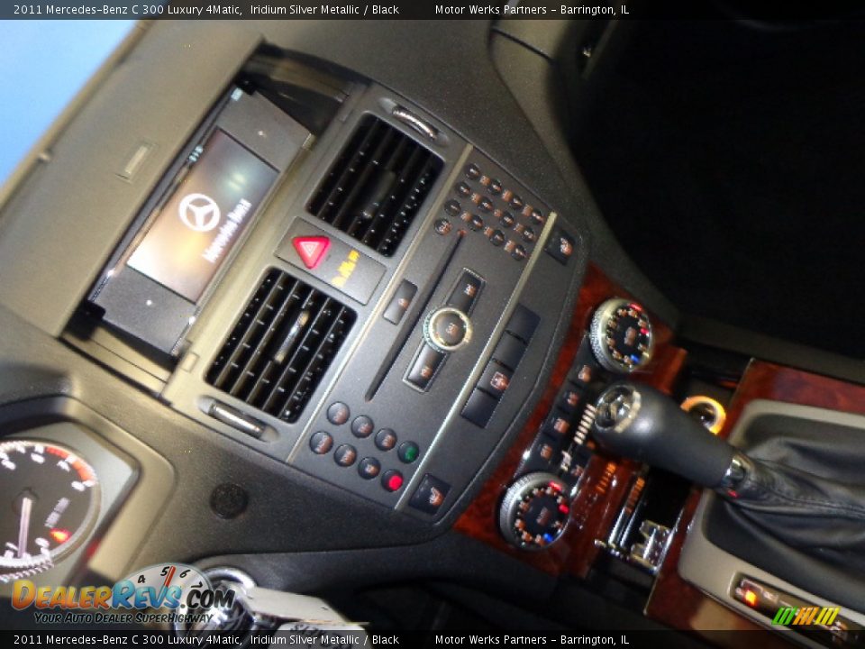2011 Mercedes-Benz C 300 Luxury 4Matic Iridium Silver Metallic / Black Photo #27