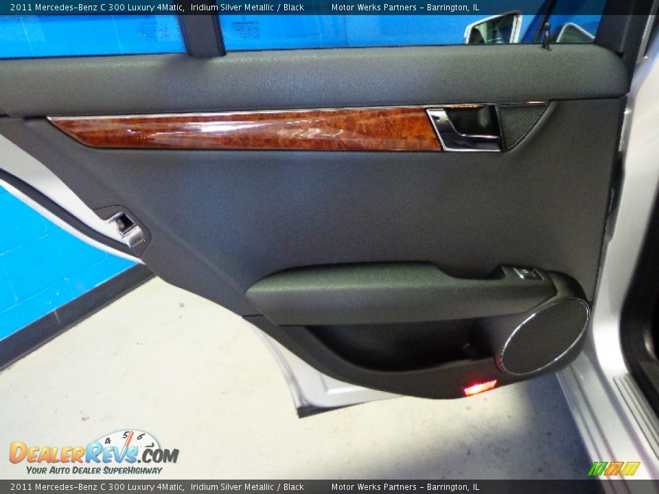 2011 Mercedes-Benz C 300 Luxury 4Matic Iridium Silver Metallic / Black Photo #29