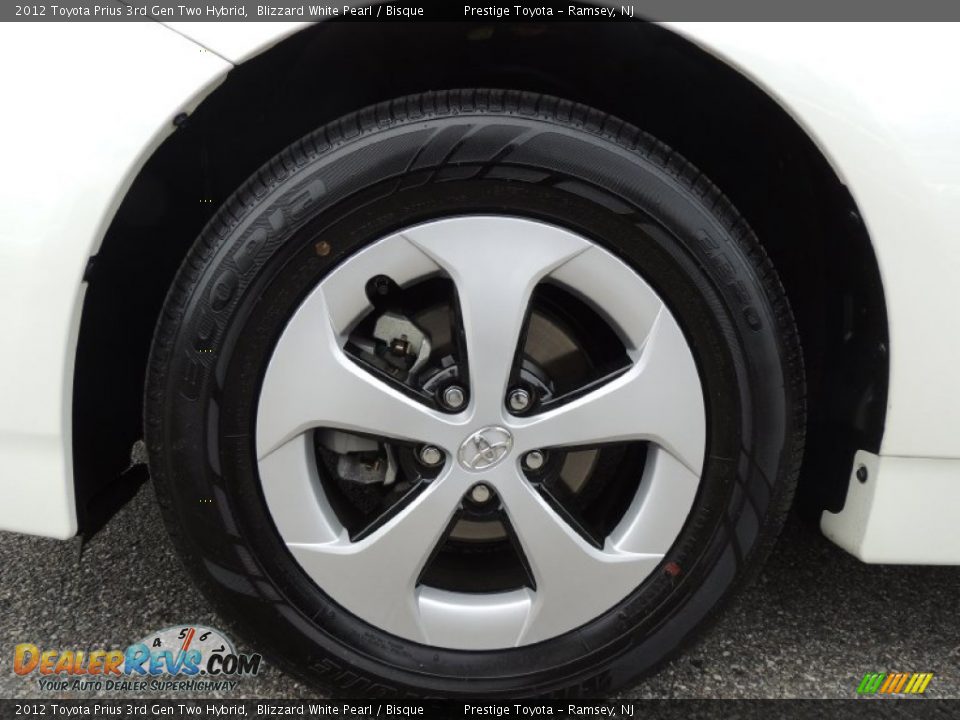 2012 Toyota Prius 3rd Gen Two Hybrid Blizzard White Pearl / Bisque Photo #14